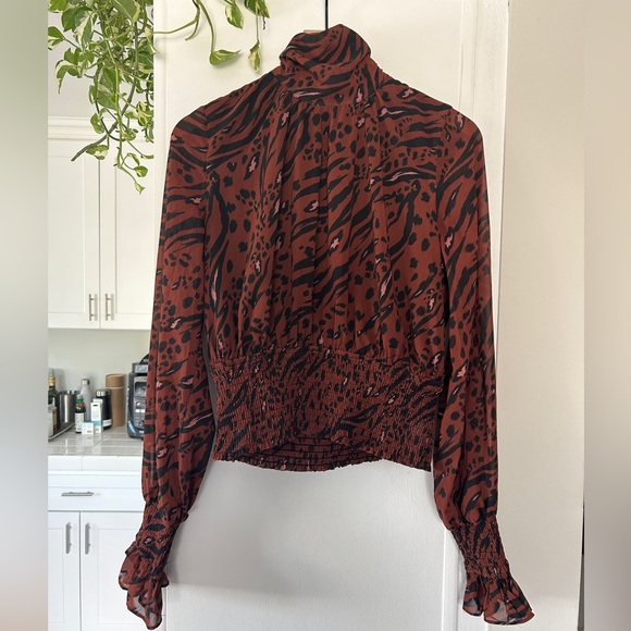 LPA Brown long sleeve blouse with open back - Picture 4 of 4